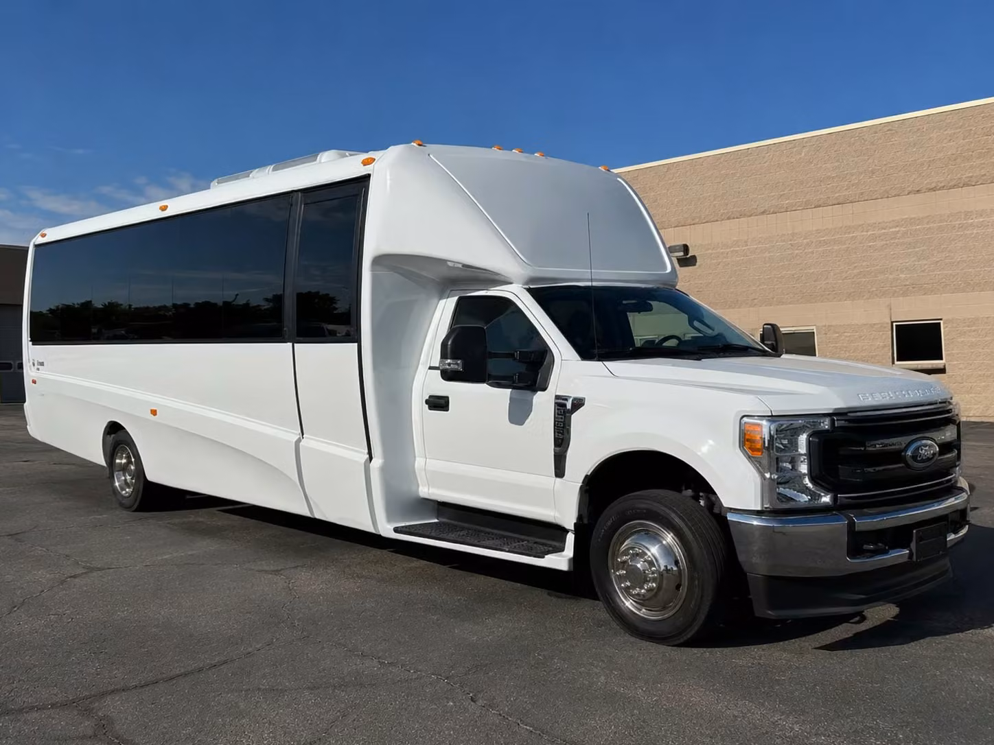 20 passenger minibus