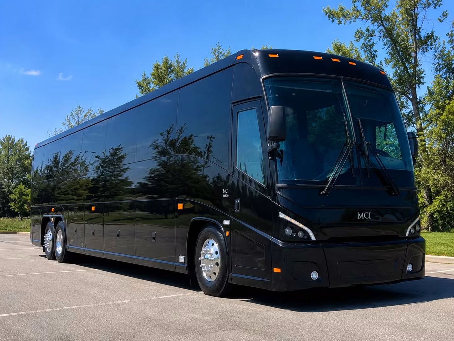 lubbock wedding shuttles that keep your guests on schedule and off the roads